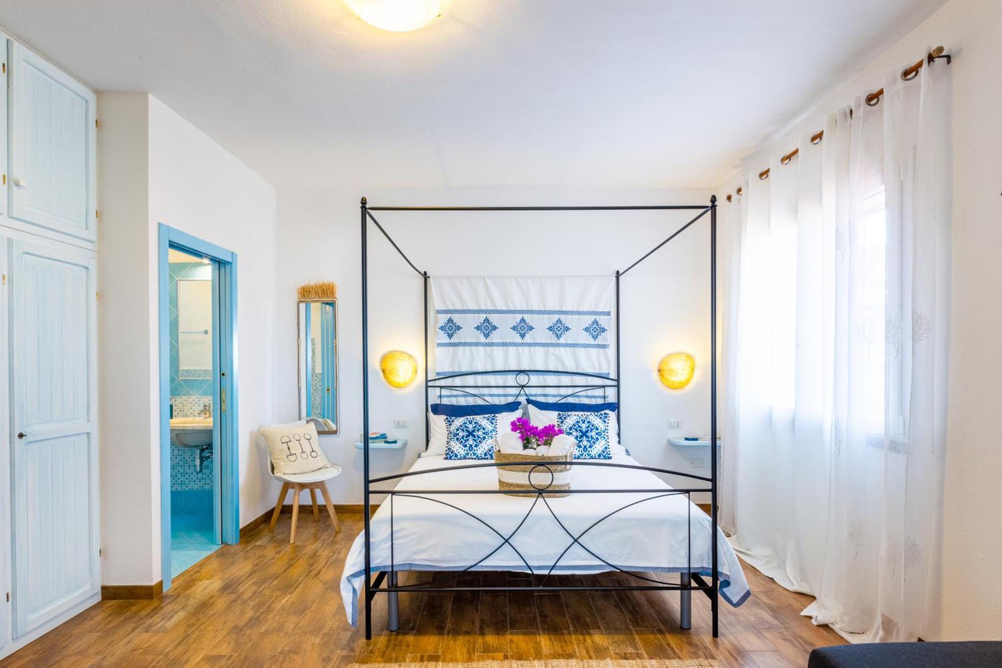 Le Maschere B&B Санта Тереза Галура Екстериор снимка