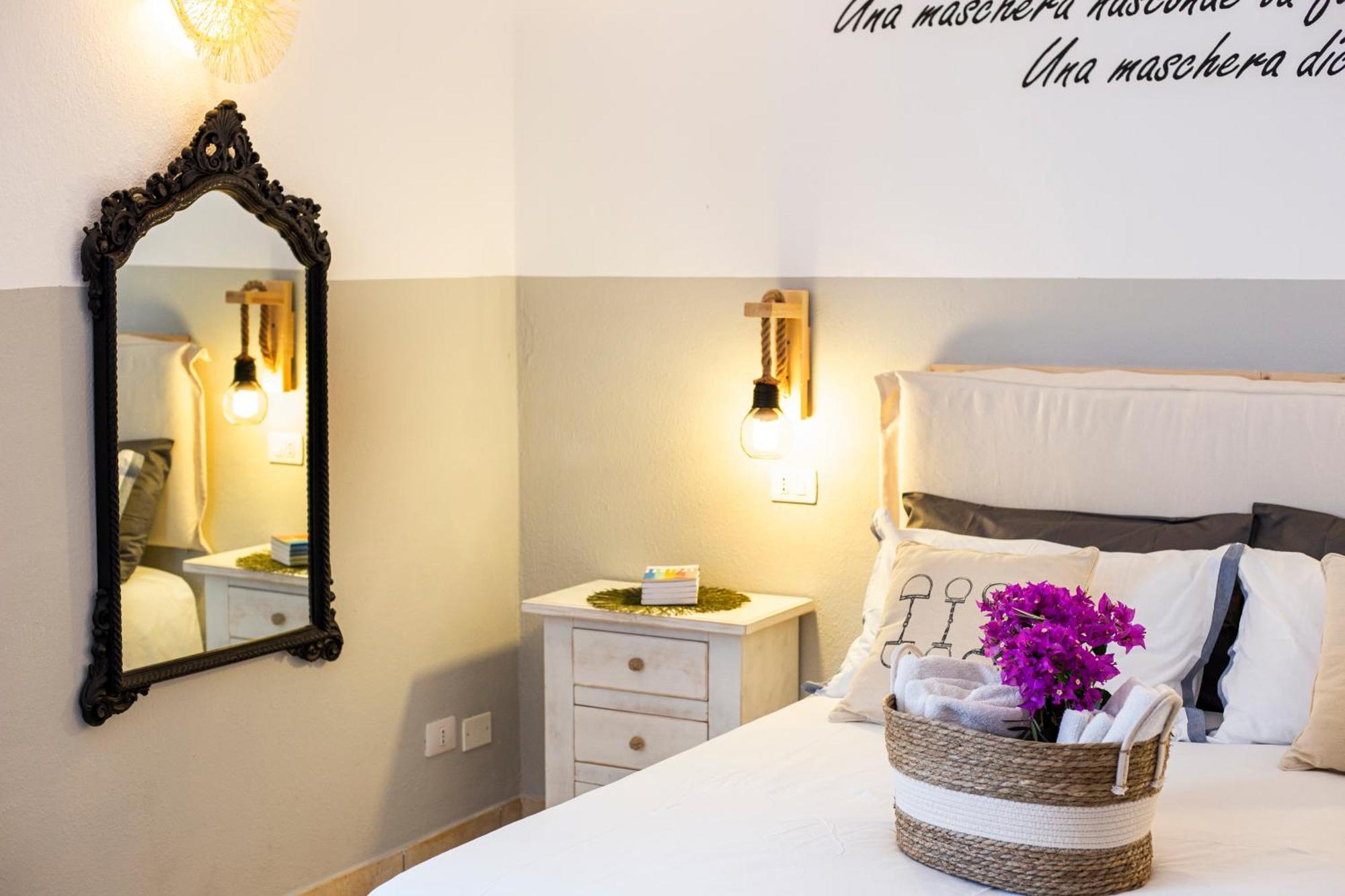 Le Maschere B&B Санта Тереза Галура Екстериор снимка