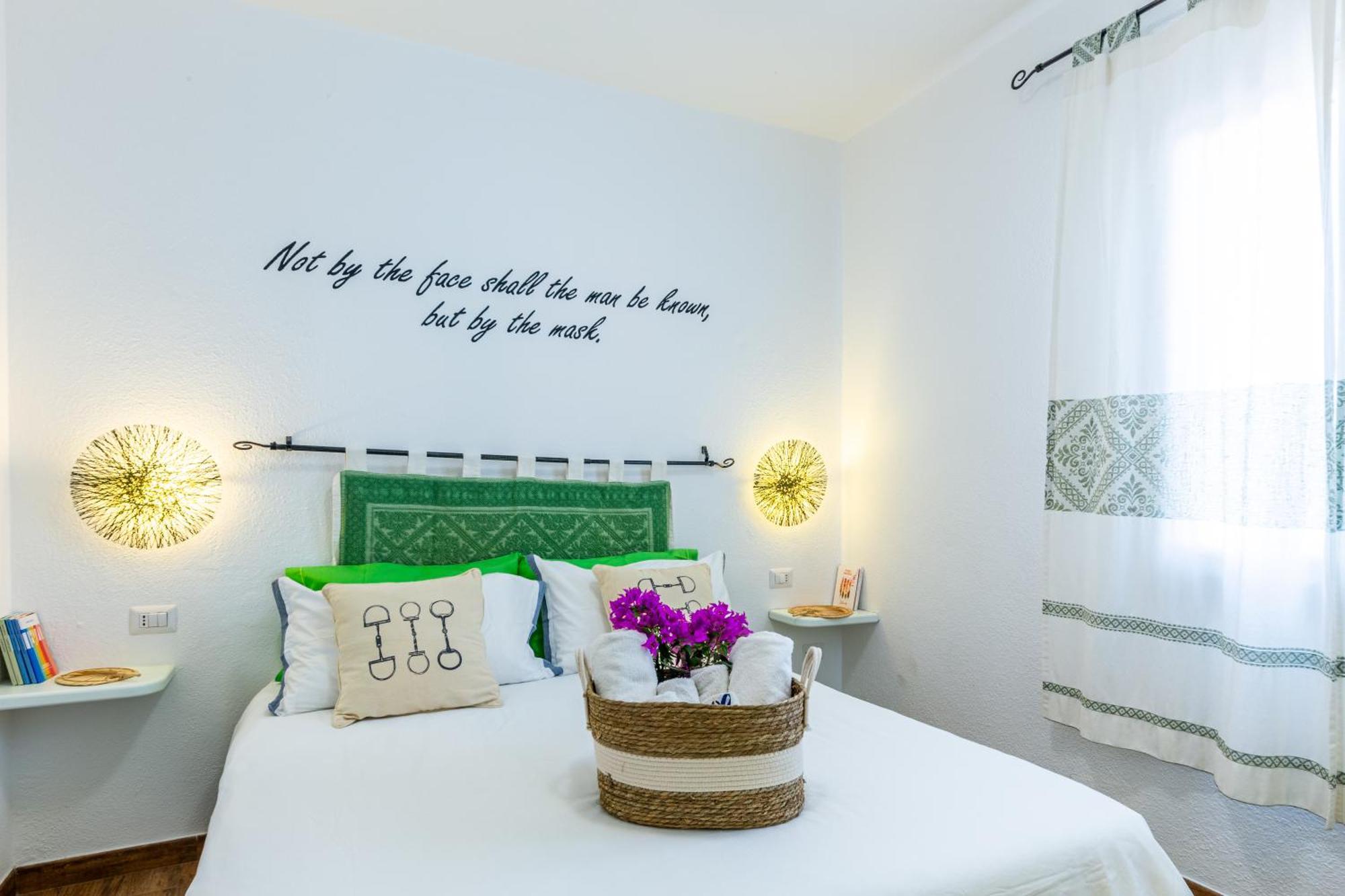 Le Maschere B&B Санта Тереза Галура Екстериор снимка