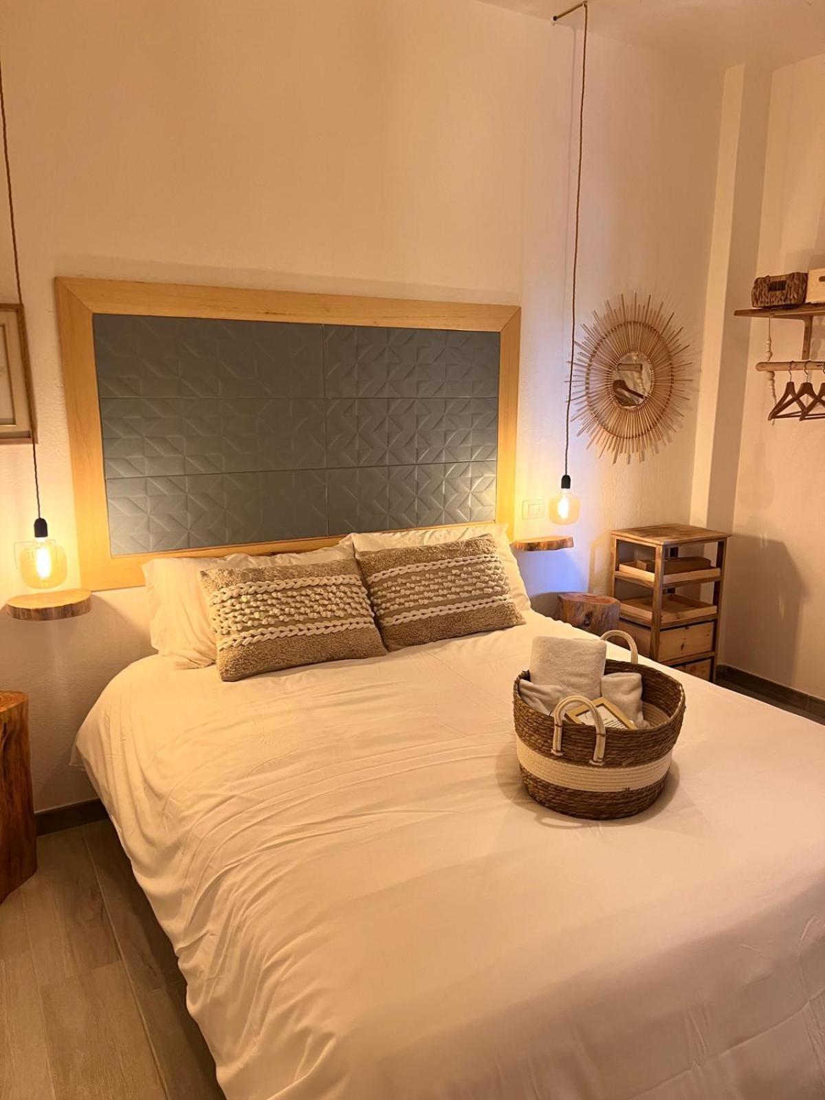 Le Maschere B&B Санта Тереза Галура Екстериор снимка