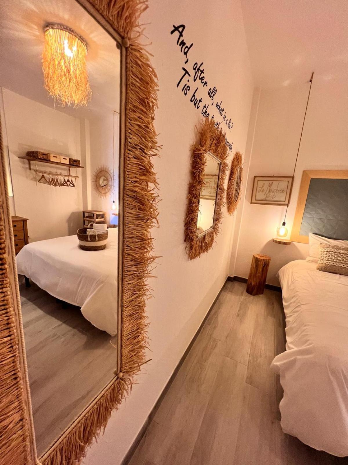 Le Maschere B&B Санта Тереза Галура Екстериор снимка