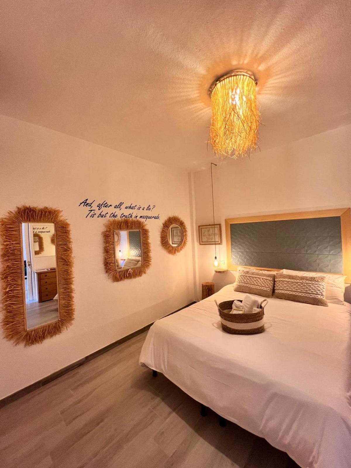 Le Maschere B&B Санта Тереза Галура Екстериор снимка